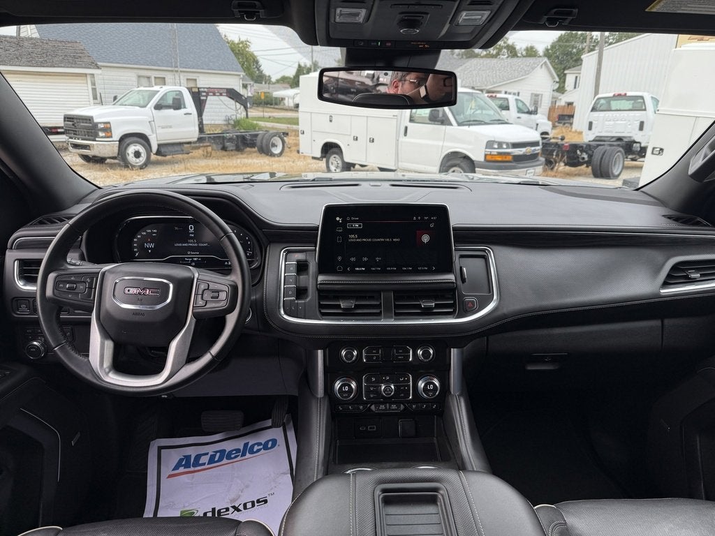 2023 GMC Yukon XL SLT