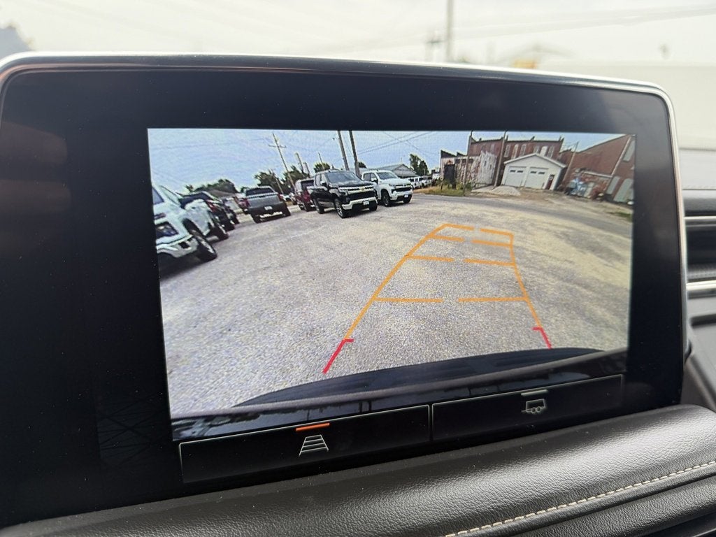 2023 GMC Yukon XL SLT