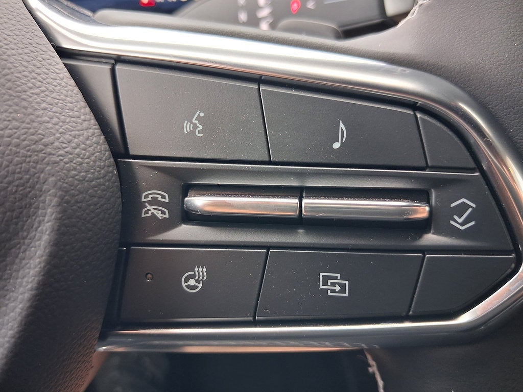 2027 Chevrolet Traverse LT - Photo 14