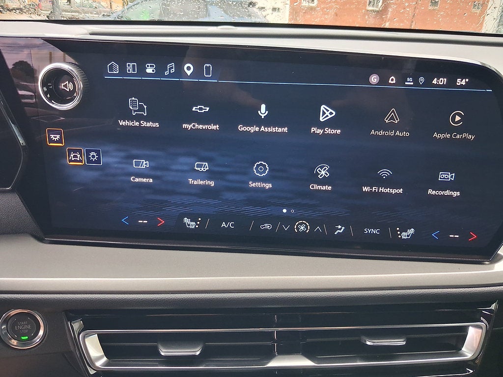 2027 Chevrolet Traverse LT - Photo 18