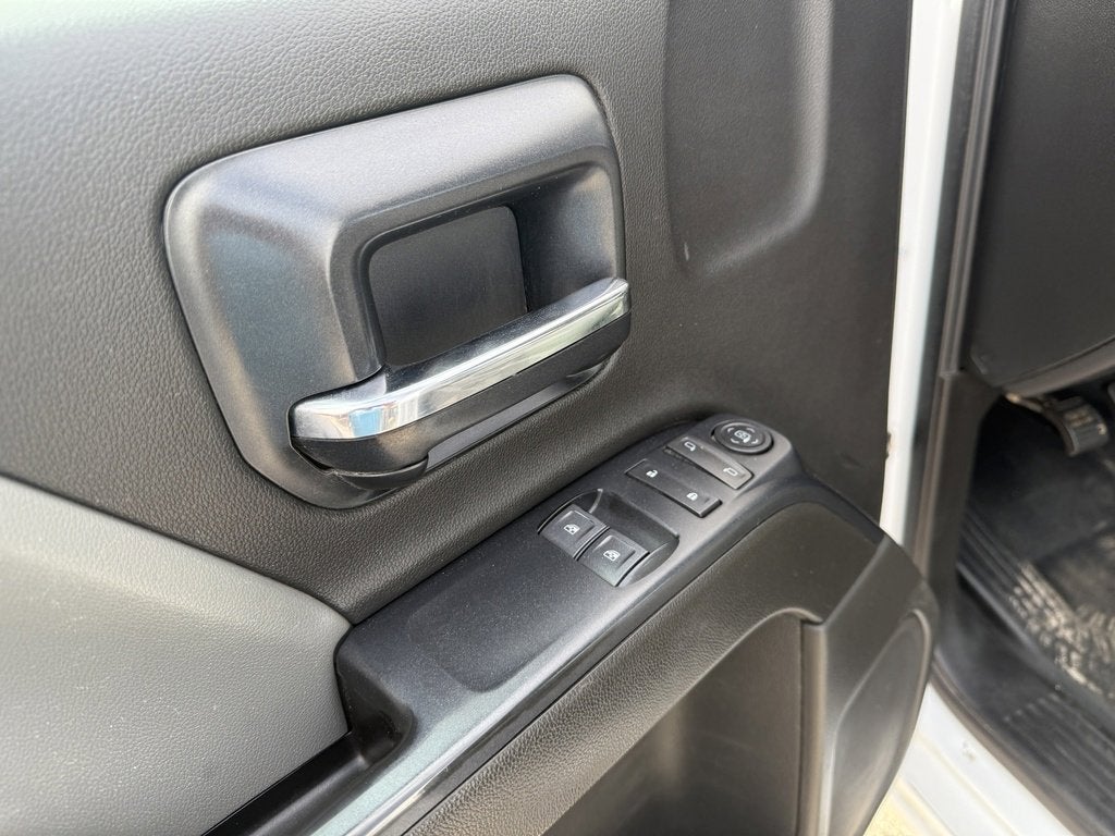 2022 Chevrolet Silverado 5500 HD Work Truck