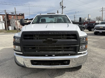 2022 Chevrolet Silverado 5500 HD Work Truck