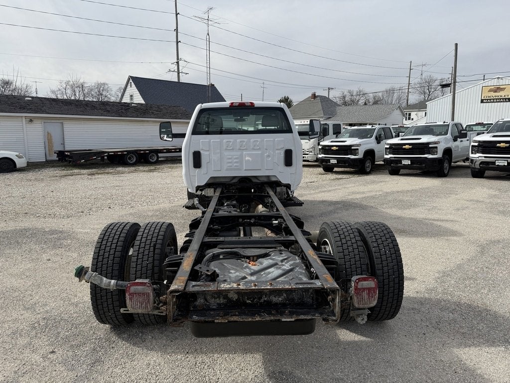 2022 Chevrolet Silverado 5500 HD Work Truck
