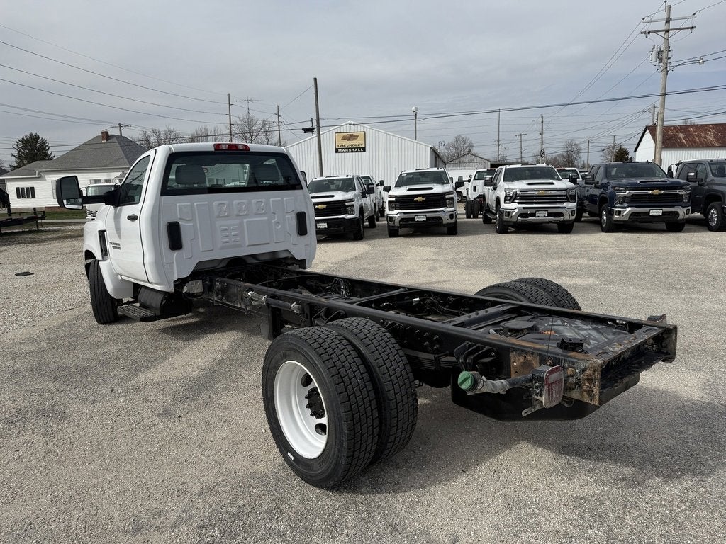 2022 Chevrolet Silverado 5500 HD Work Truck