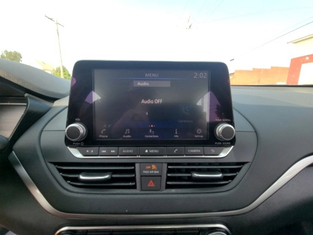 2022 Nissan Altima 2.5 SV