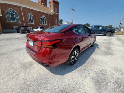 2022 Nissan Altima 2.5 SV