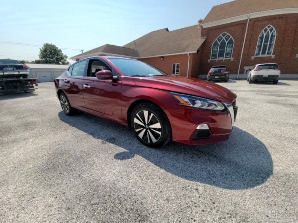 2022 Nissan Altima 2.5 SV