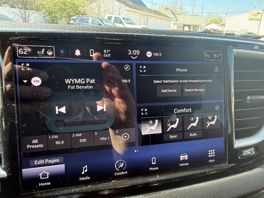 2022 Chrysler Pacifica Touring L