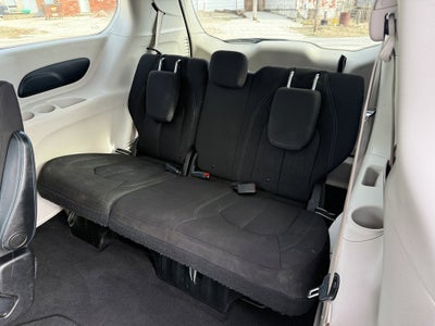 2021 Chrysler Pacifica Touring