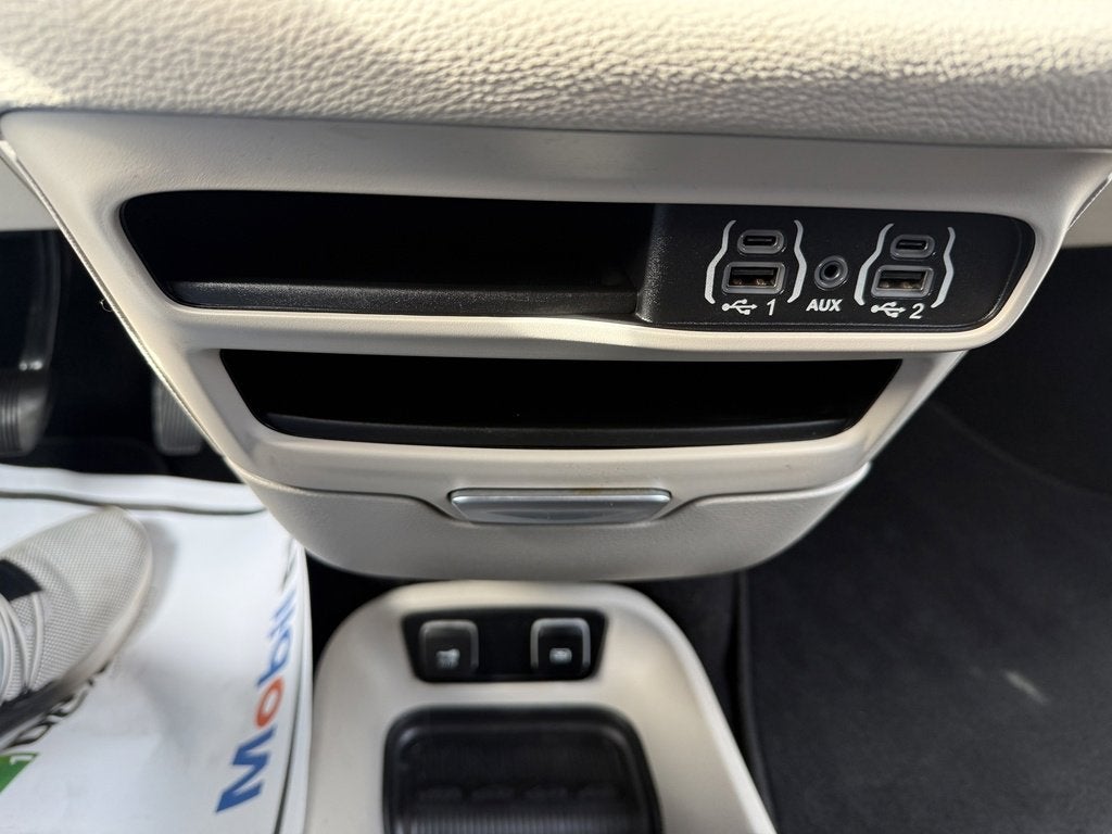 2021 Chrysler Pacifica Touring