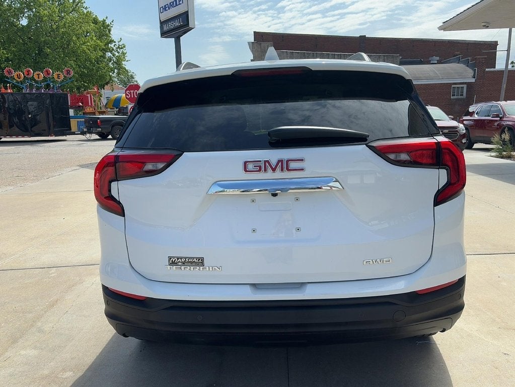 2021 GMC Terrain SLE