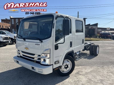 2025 Chevrolet Low Cab Forward 4500 Base