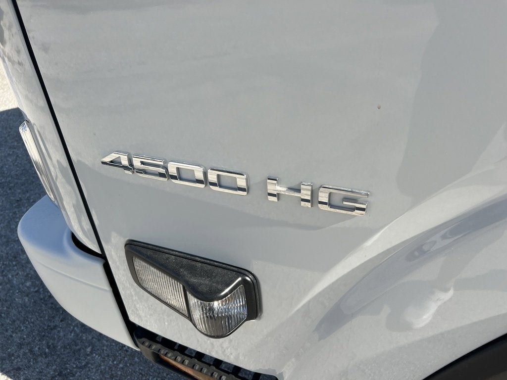 2025 Chevrolet Low Cab Forward 4500 Base